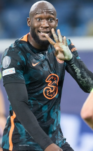 Napoli Triumphs Over Roma Lukaku's Goal Seals the Victory